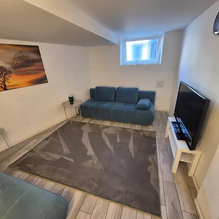 Basement - Keller Apartment